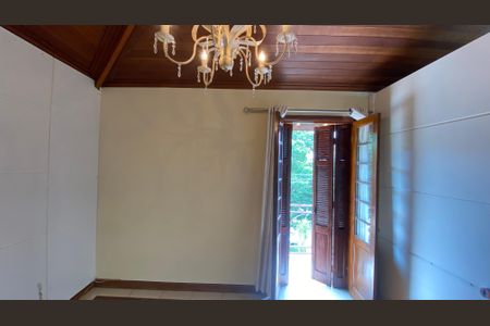 Casa para alugar com 317m², 5 quartos e 2 vagas Casa para alugar com 317m², 5 quartos e 2 vagasCasa 1 - Suíte 1