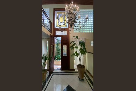 Casa para alugar com 317m², 5 quartos e 2 vagas Casa para alugar com 317m², 5 quartos e 2 vagasCasa 1 - Sala