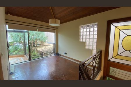 Casa para alugar com 317m², 5 quartos e 2 vagas Casa para alugar com 317m², 5 quartos e 2 vagasCasa 1 - Sala