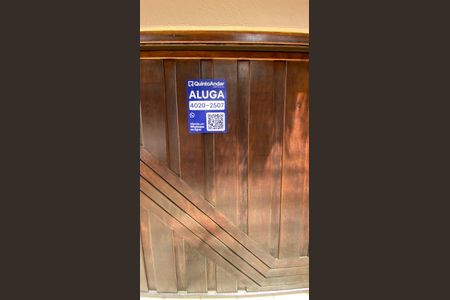 Casa para alugar com 317m², 5 quartos e 2 vagas Casa para alugar com 317m², 5 quartos e 2 vagasFachada e Placa