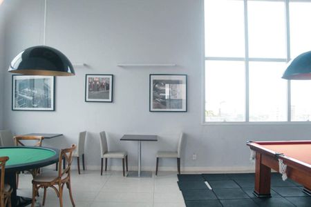 Apartamento para alugar com 56m², 1 quarto e 2 vagas Apartamento para alugar com 56m², 1 quarto e 2 vagasÁrea comum -Salão de jogos