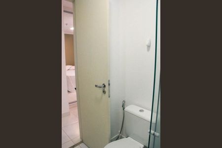 Apartamento para alugar com 56m², 1 quarto e 2 vagas Apartamento para alugar com 56m², 1 quarto e 2 vagasBanheiro