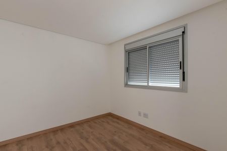 Apartamento à venda com 98m², 2 quartos e 2 vagas Apartamento à venda com 98m², 2 quartos e 2 vagasQuarto 2