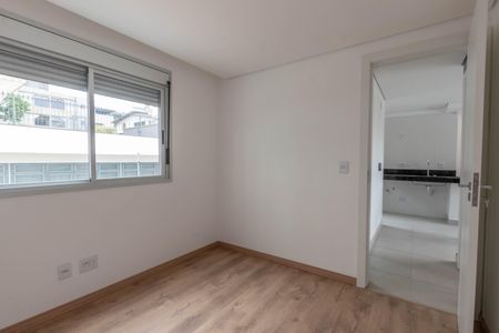 Apartamento à venda com 98m², 2 quartos e 2 vagas Apartamento à venda com 98m², 2 quartos e 2 vagasQuarto 2