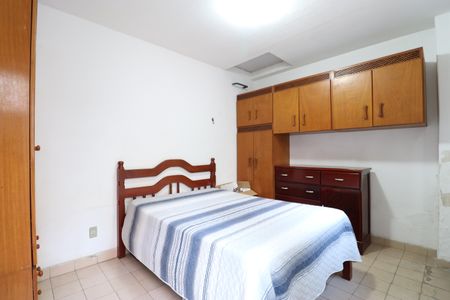 Casa para alugar com 230m², 4 quartos e 1 vagaSuíte