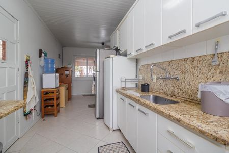 Casa à venda com 280m², 4 quartos e 4 vagasCozinha
