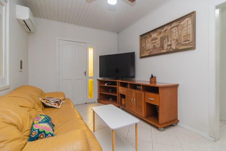 Sala de casa à venda com 4 quartos, 280m² em Partenon, Porto Alegre
