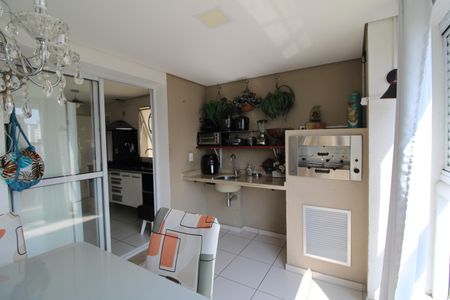 Apartamento à venda com 136m², 3 quartos e 3 vagasSala - Varanda