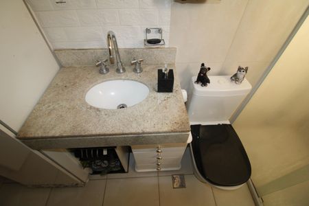 Apartamento à venda com 136m², 3 quartos e 3 vagasQuarto 1 - Banheiro