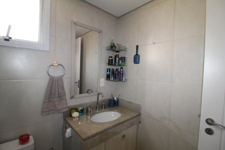 Apartamento à venda com 136m², 3 quartos e 3 vagasQuarto 3 - Banheiro