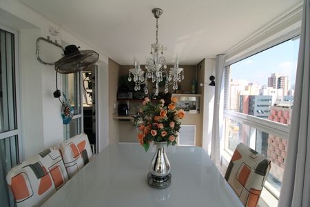 Apartamento à venda com 136m², 3 quartos e 3 vagasSala - Varanda