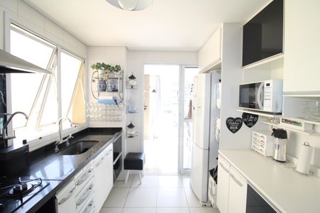 Apartamento à venda com 136m², 3 quartos e 3 vagasCozinha