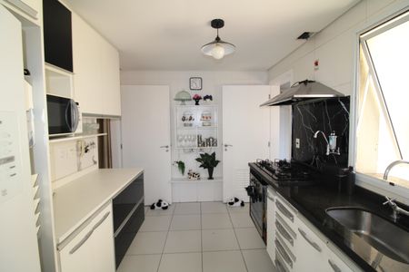 Apartamento à venda com 136m², 3 quartos e 3 vagasCozinha