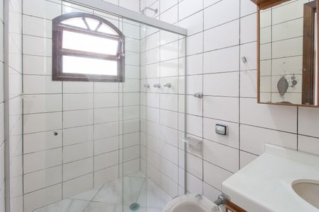 Casa para alugar com 440m², 7 quartos e 4 vagas Casa para alugar com 440m², 7 quartos e 4 vagasBanheiro Suíte 2