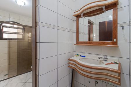 Casa para alugar com 440m², 7 quartos e 4 vagas Casa para alugar com 440m², 7 quartos e 4 vagasBanheiro Social 1