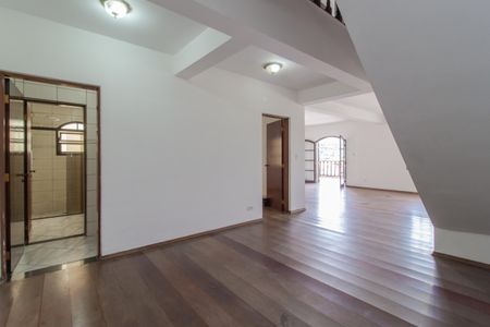 Casa para alugar com 440m², 7 quartos e 4 vagas Casa para alugar com 440m², 7 quartos e 4 vagasSala