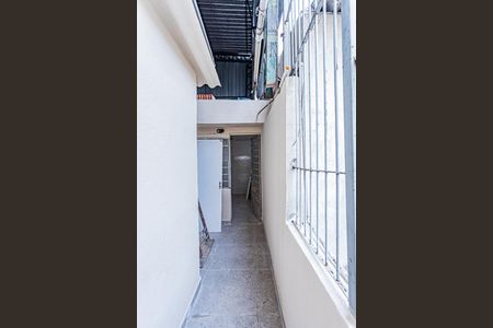 Casa à venda com 248m², 2 quartos e 1 vagaQuintal