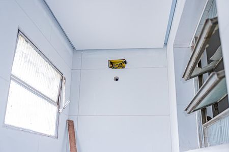 Casa à venda com 248m², 2 quartos e 1 vagaBanheiro