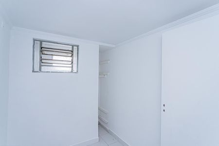 Casa à venda com 248m², 2 quartos e 1 vagaQuarto