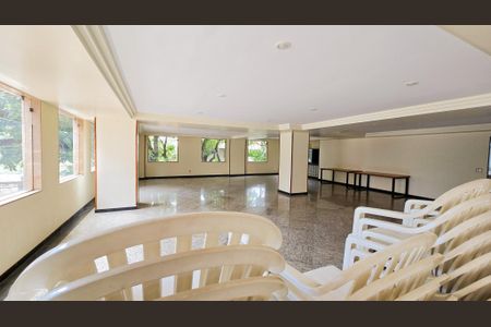 Apartamento à venda com 100m², 3 quartos e 2 vagasÁrea comum - Salão de festas