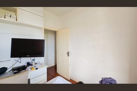 Apartamento à venda com 100m², 3 quartos e 2 vagasQuarto 01