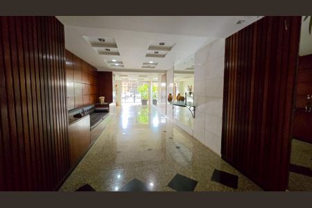 Apartamento à venda com 100m², 3 quartos e 2 vagasHall de entrada