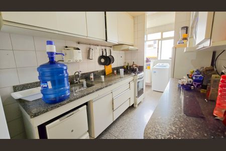 Apartamento à venda com 100m², 3 quartos e 2 vagasCozinha