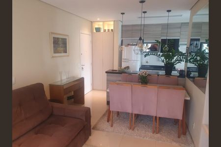 Apartamento à venda com 68m², 3 quartos e 1 vagaFoto 01