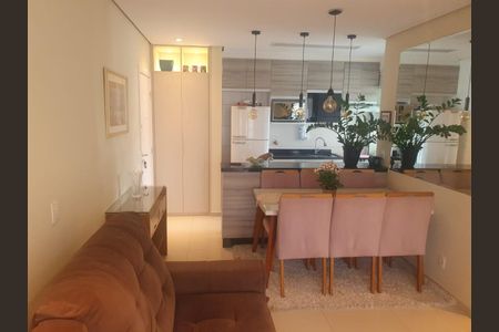 Apartamento à venda com 68m², 3 quartos e 1 vagaFoto 01