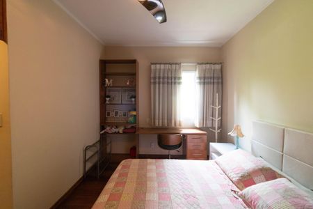 Casa à venda com 618m², 4 quartos e 4 vagas Casa à venda com 618m², 4 quartos e 4 vagasSuíte 2