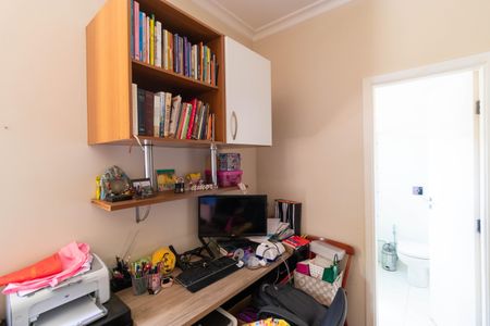 Casa à venda com 618m², 4 quartos e 4 vagas Casa à venda com 618m², 4 quartos e 4 vagasSuíte 4