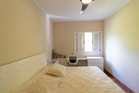 Casa à venda com 618m², 4 quartos e 4 vagas Casa à venda com 618m², 4 quartos e 4 vagasSuíte 3