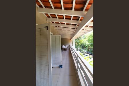 Casa à venda com 618m², 4 quartos e 4 vagas Casa à venda com 618m², 4 quartos e 4 vagasSacada da Suíte 1