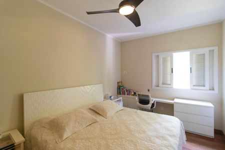 Casa à venda com 618m², 4 quartos e 4 vagas Casa à venda com 618m², 4 quartos e 4 vagasSuíte 3