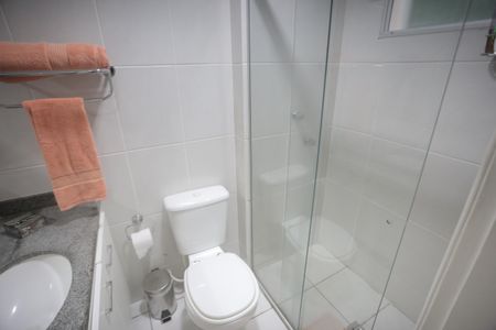 Apartamento à venda com 68m², 3 quartos e 2 vagasBanheiro da Suíte