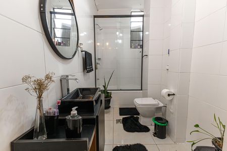 Apartamento à venda com 100m², 2 quartos e sem vagaBanheiro