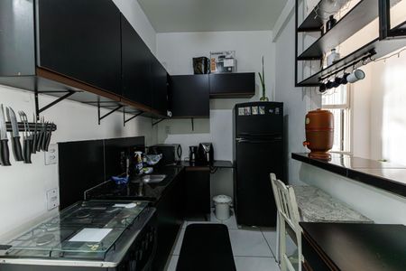Apartamento à venda com 100m², 2 quartos e sem vagaCozinha