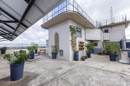 Apartamento à venda com 100m², 2 quartos e sem vagaTerraço