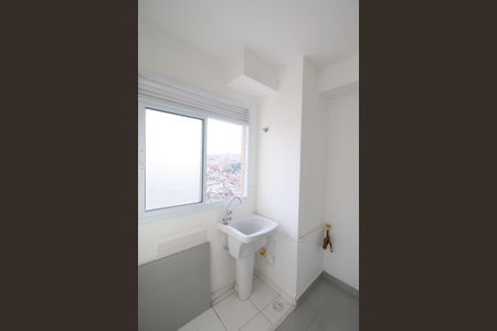 Apartamento à venda com 32m², 2 quartos e sem vaga Apartamento à venda com 32m², 2 quartos e sem vagaCozinha e Área de Serviço