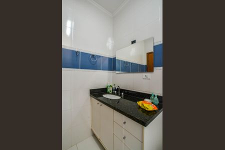 Casa à venda com 255m², 3 quartos e 4 vagas Casa à venda com 255m², 3 quartos e 4 vagasBanheiro Social