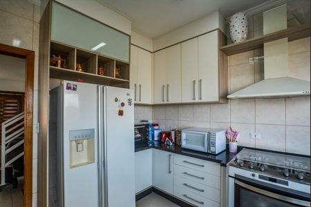 Casa à venda com 255m², 3 quartos e 4 vagas Casa à venda com 255m², 3 quartos e 4 vagasCozinha