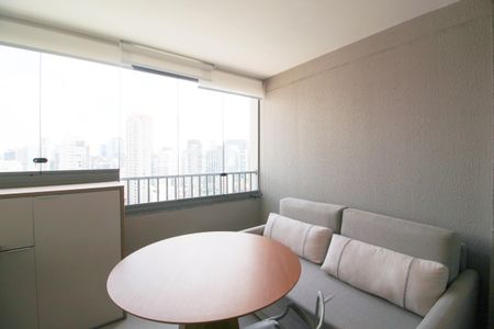 Studio à venda com 32m², 1 quarto e sem vagaVaranda