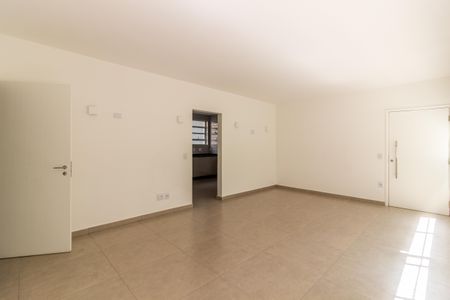 Apartamento à venda com 132m², 3 quartos e sem vaga Apartamento à venda com 132m², 3 quartos e sem vagaSala