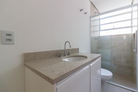 Apartamento à venda com 132m², 3 quartos e sem vaga Apartamento à venda com 132m², 3 quartos e sem vagaBanheiro