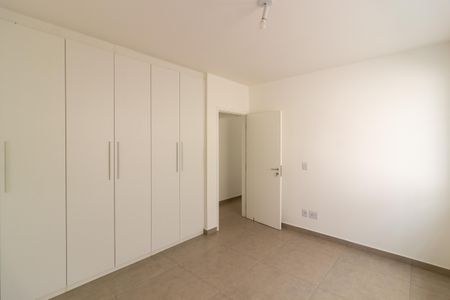 Apartamento à venda com 132m², 3 quartos e sem vaga Apartamento à venda com 132m², 3 quartos e sem vagaQuarto 2