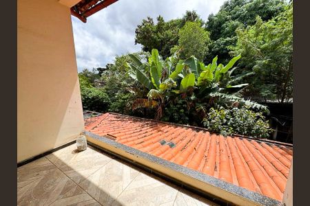 Casa à venda com 200m², 4 quartos e 4 vagasQuarto - vista