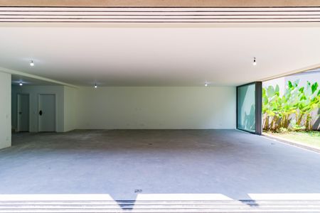 Casa de condomínio à venda com 707m², 5 quartos e 6 vagas Casa de condomínio à venda com 707m², 5 quartos e 6 vagasSala