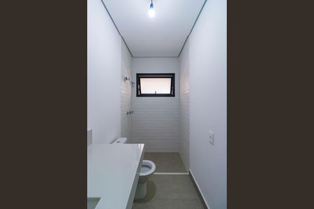 Casa de condomínio à venda com 707m², 5 quartos e 6 vagas Casa de condomínio à venda com 707m², 5 quartos e 6 vagasBanheiro do Quarto 4