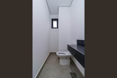 Casa de condomínio à venda com 707m², 5 quartos e 6 vagas Casa de condomínio à venda com 707m², 5 quartos e 6 vagasBanheiro do Quarto 5