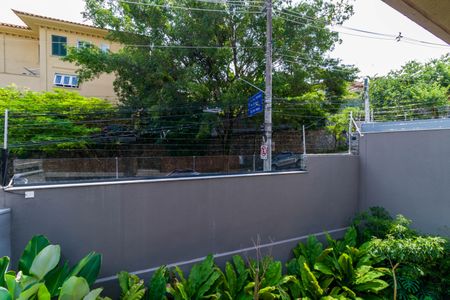 Casa de condomínio à venda com 707m², 5 quartos e 6 vagas Casa de condomínio à venda com 707m², 5 quartos e 6 vagasQuarto 4